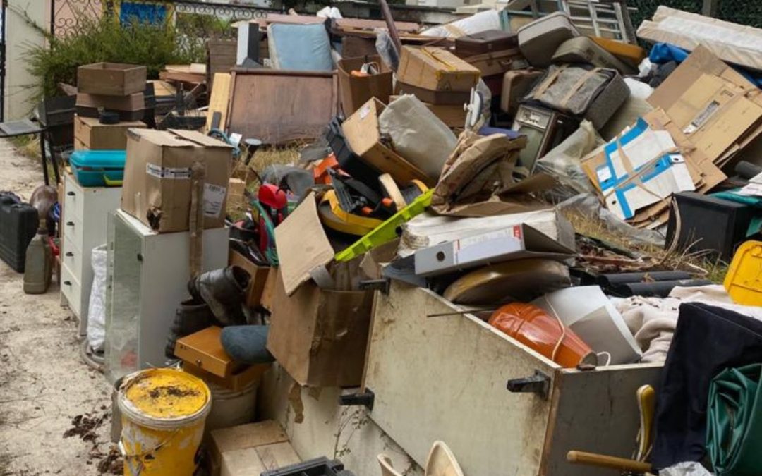 Débarras entrepôt Paris : experts pour vos locaux professionnels